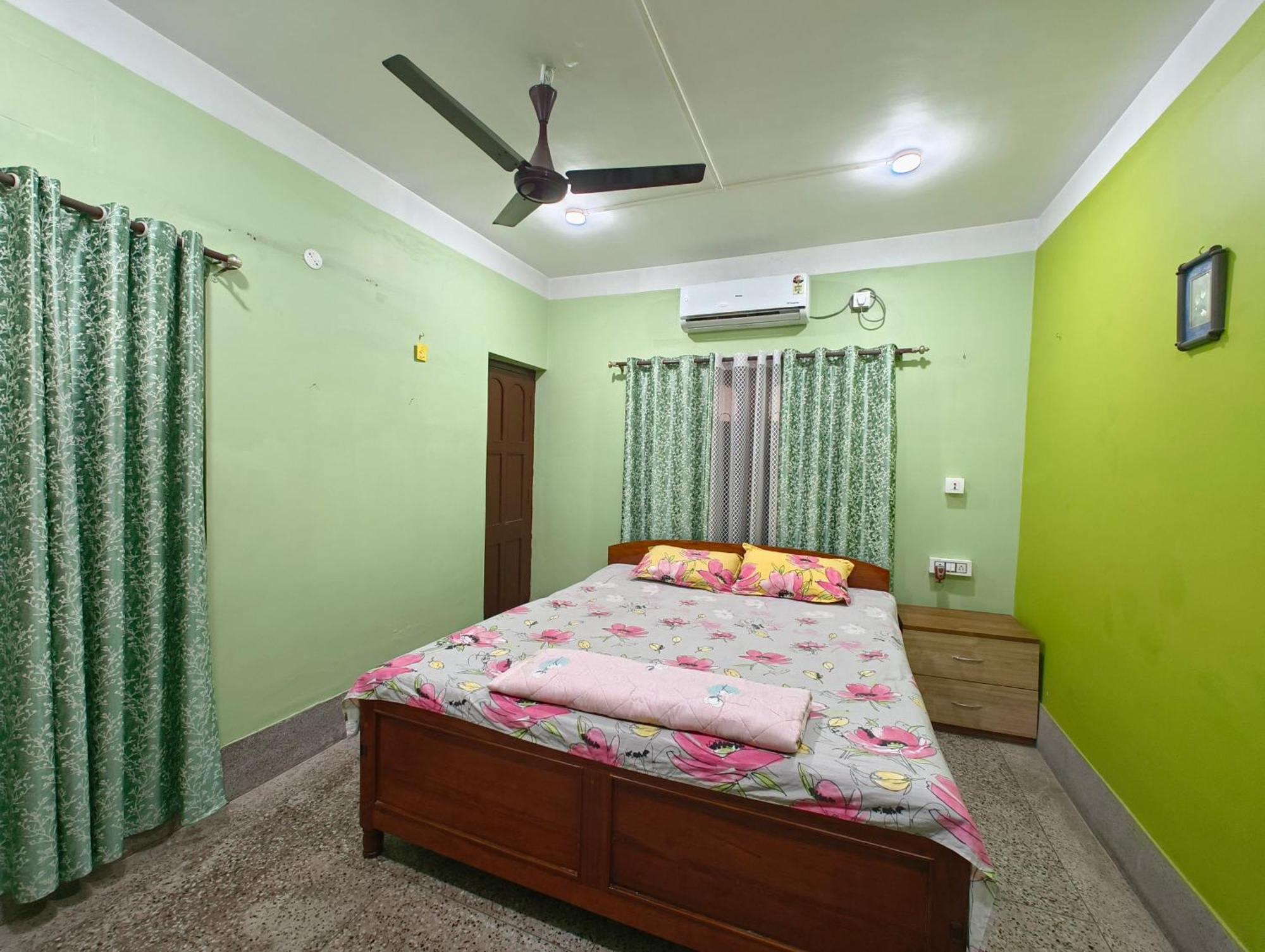 Anjali Homestay - 10 Mins From Airport Shiliguri Exterior foto